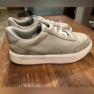 Kizik Prague slip on shoe size 12c